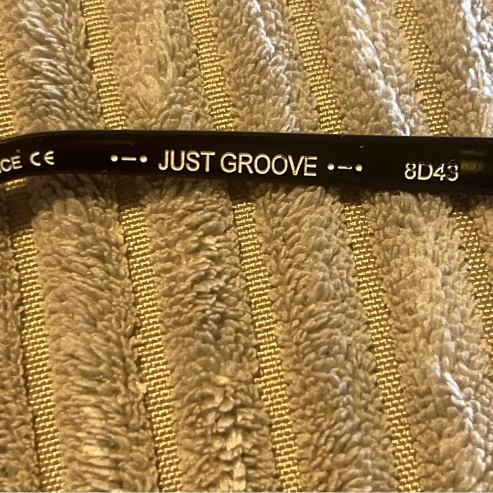 Anne et Valentin Just grove The Frame only Tortoise